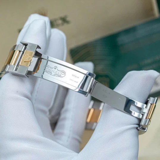 Rolex Oyster Perpetual Submariner Date 41mm Ref. 126613LB “Bluesy”