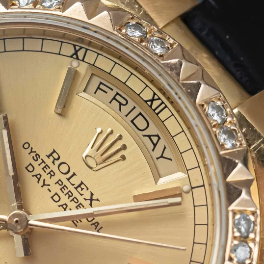 Rolex Oysterquartz Day-Date Ref. 19018 Yellow Gold Champagne Dial Diamond Bezel