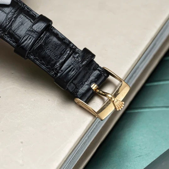 Rolex Oysterquartz Day-Date Ref. 19018 Yellow Gold Champagne Dial Diamond Bezel