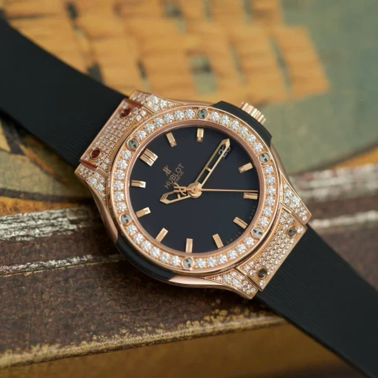 Hublot Classic Fusion King Gold Pave 33mm Ref. 581.OX.1180.RX.1704