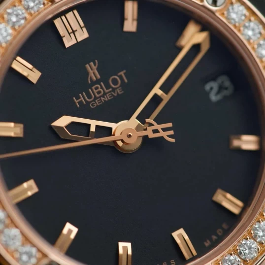 Hublot Classic Fusion King Gold Pave 33mm Ref. 581.OX.1180.RX.1704