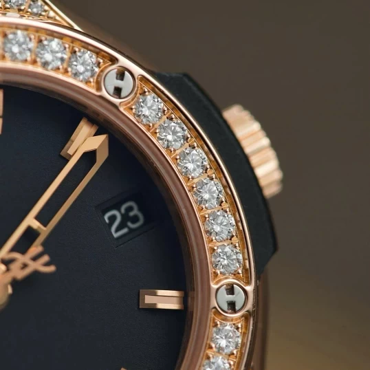 Hublot Classic Fusion King Gold Pave 33mm Ref. 581.OX.1180.RX.1704