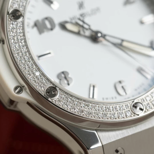 Hublot Big Bang Original Steel White Diamonds 38mm Ref. 361.SE.2010.RW.1104.PLP
