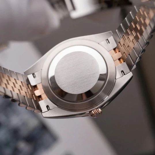 Rolex Oyster Perpetual Datejust 41 Ref. 126331 Sundust Diamond Dial