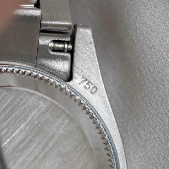 Rolex Lady-Datejust 26mm Ref. 179239 – MOP Diamond Dial