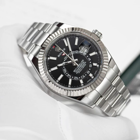 Rolex Oyster Perpetual Sky-Dweller 42mm Ref. 326934 – Black Dial