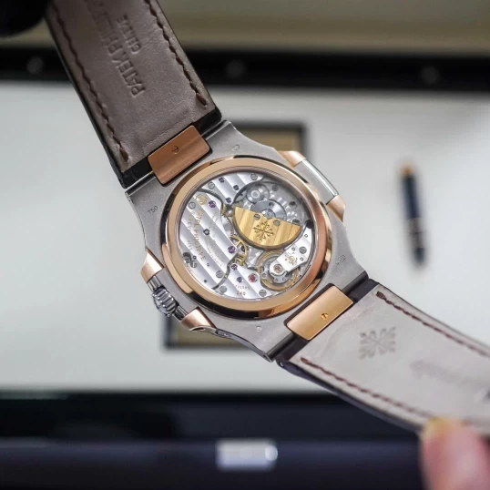 Patek Philippe Nautilus Moonphase Power Reserve 40mm Ref. 5712GR-001