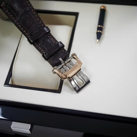 Patek Philippe Nautilus Moonphase Power Reserve 40mm Ref. 5712GR-001