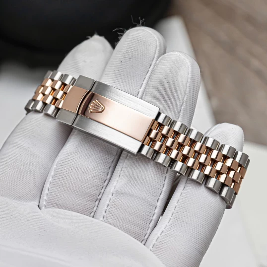 Rolex Oyster Perpetual Datejust Ref. 126331 MOP Diamond Dial - 41mm