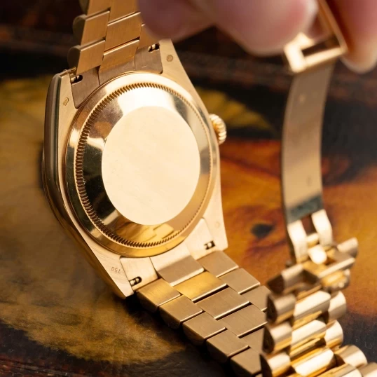 Rolex Day-Date 36mm Ref. 118338 – Champagne Dial Diamond