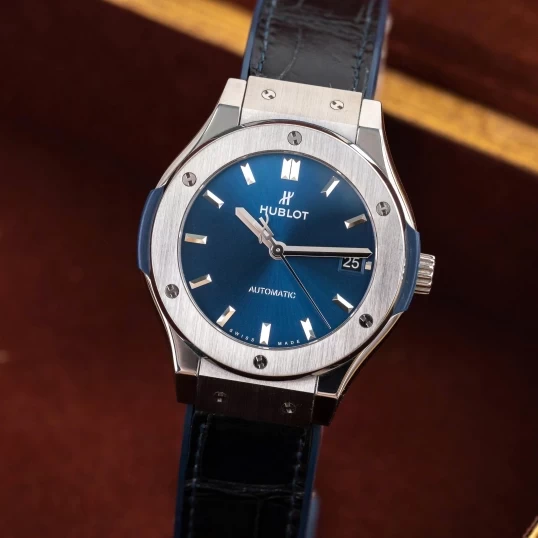 Hublot Classic Fusion  Blue Dial Size 38mm - 565.NX.7170.LR