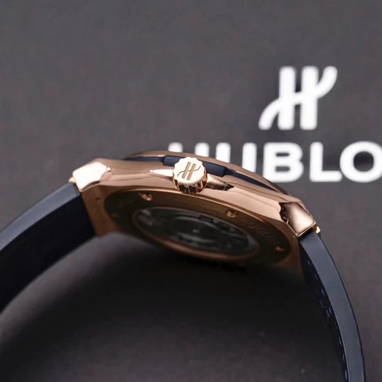 Hublot Classic Fusion King Gold 42mm - 542.OX.7180.LR