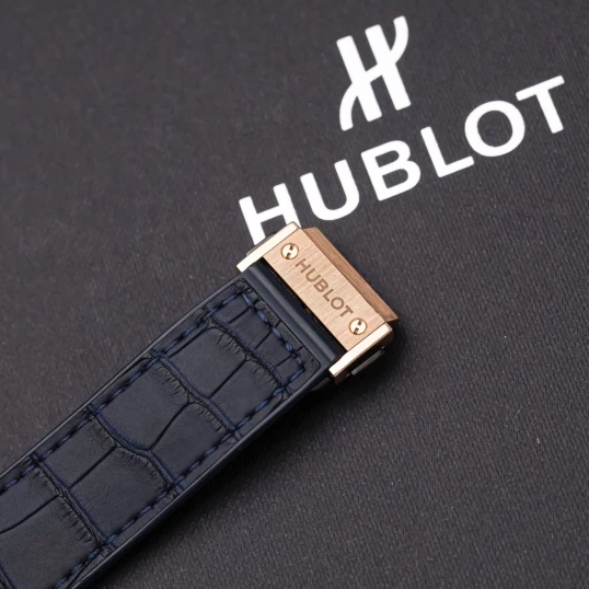Hublot Classic Fusion King Gold 42mm - 542.OX.7180.LR