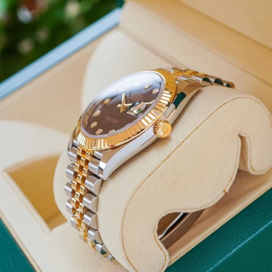 Rolex Oyster Perpetual Datejust 41mm – Ref. 126333 – Black Dial Diamond