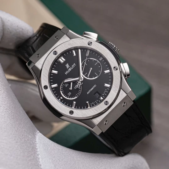 Hublot Classic Fusion Chronograph 42mm – Ref. 541.NX.1171.LR – Black Dial