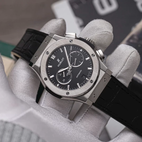 Hublot Classic Fusion Chronograph 42mm – Ref. 541.NX.1171.LR – Black Dial