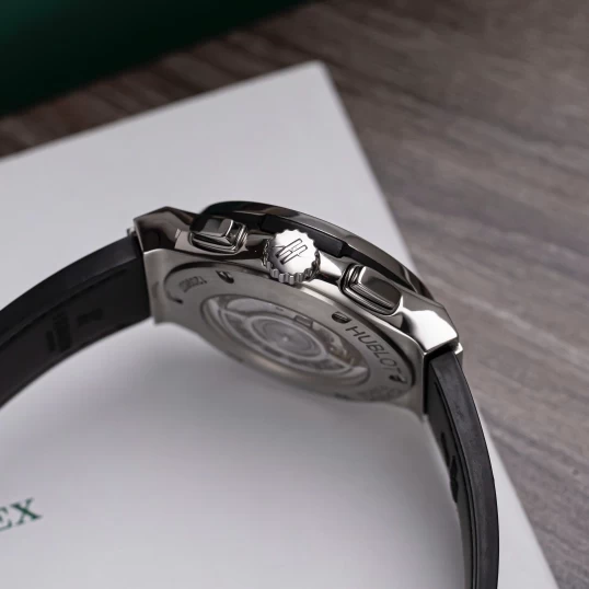 Hublot Classic Fusion Chronograph 42mm – Ref. 541.NX.1171.LR – Black Dial