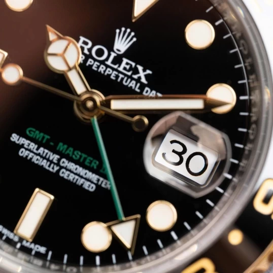 Rolex GMT-Master II Black Dial Demi Gold 40mm – Ref. 116713LN