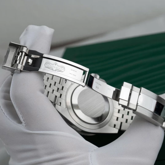 Rolex Oyster Perpetual GMT-Master II Pepsi 40mm – Ref. 126710BLRO