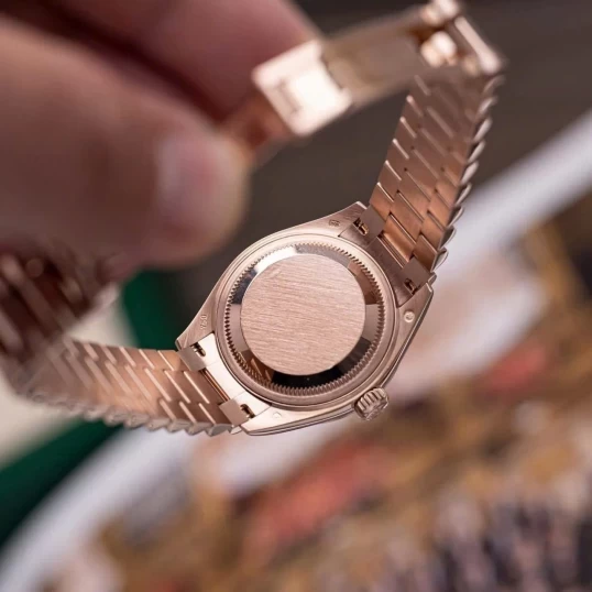 Rolex Oyster Perpetual Lady-Datejust Chocolate Dial Diamond Bezel 28mm – Ref. 279135RBR