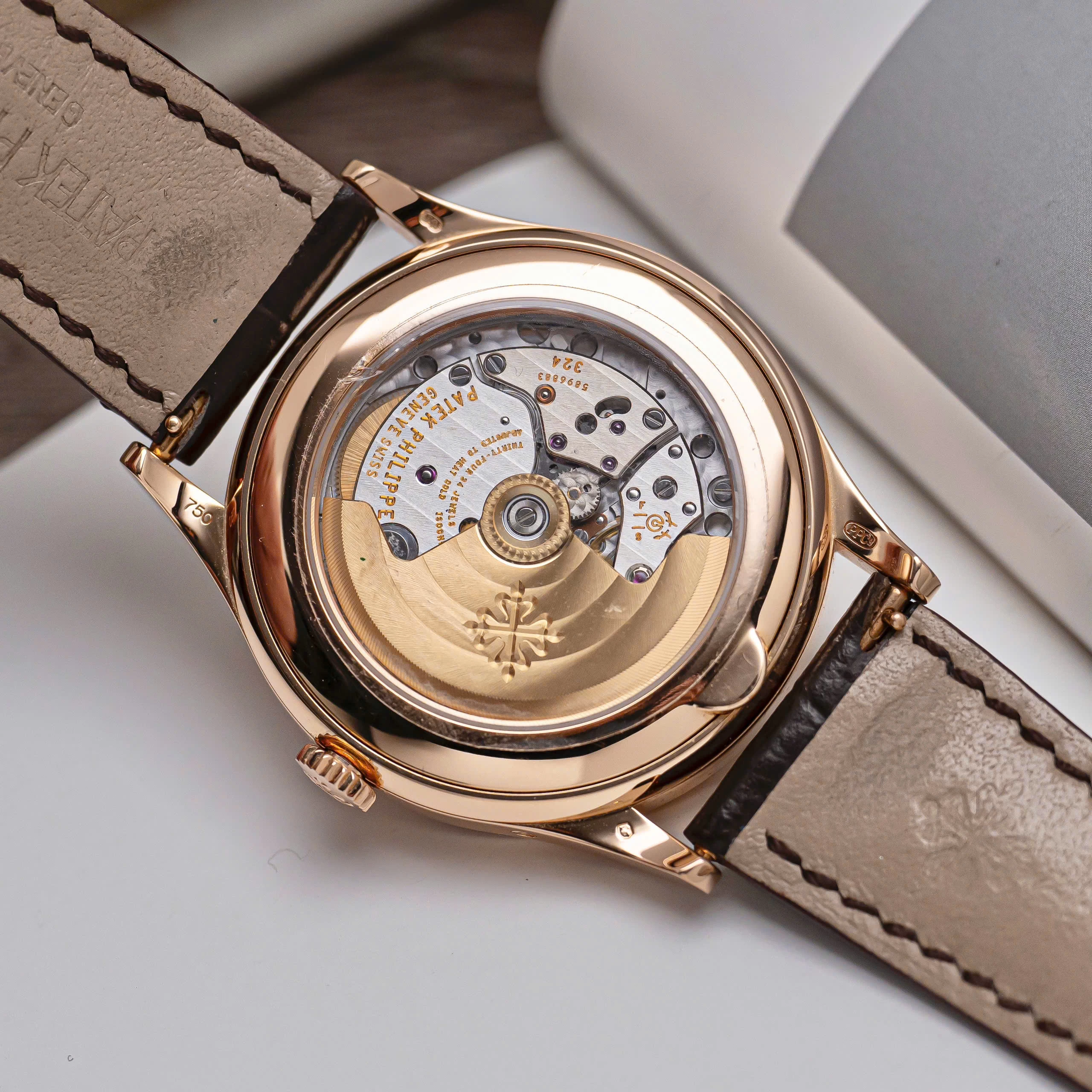 Patek Philippe Complications Annual Calendar Moonphase White Dial 38.5mm – 5396R-011