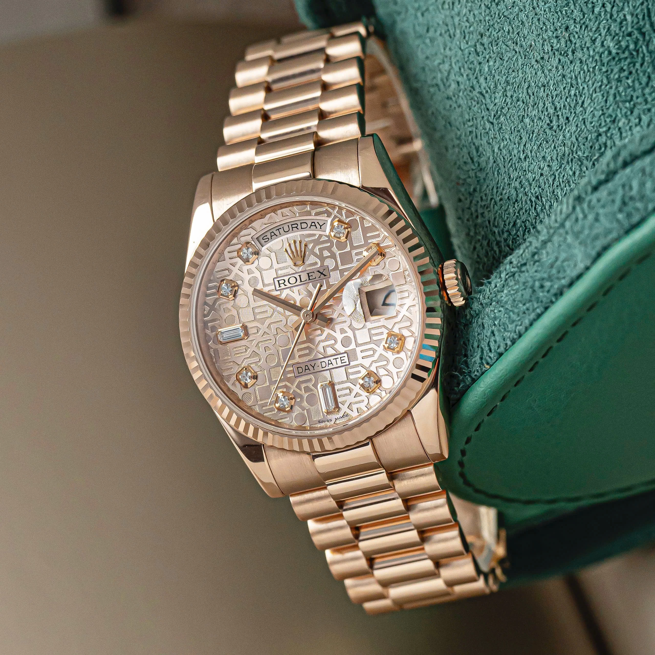 Rolex Oyster Perpetual Day-Date 36mm Ref 118235 Vi tính hồng