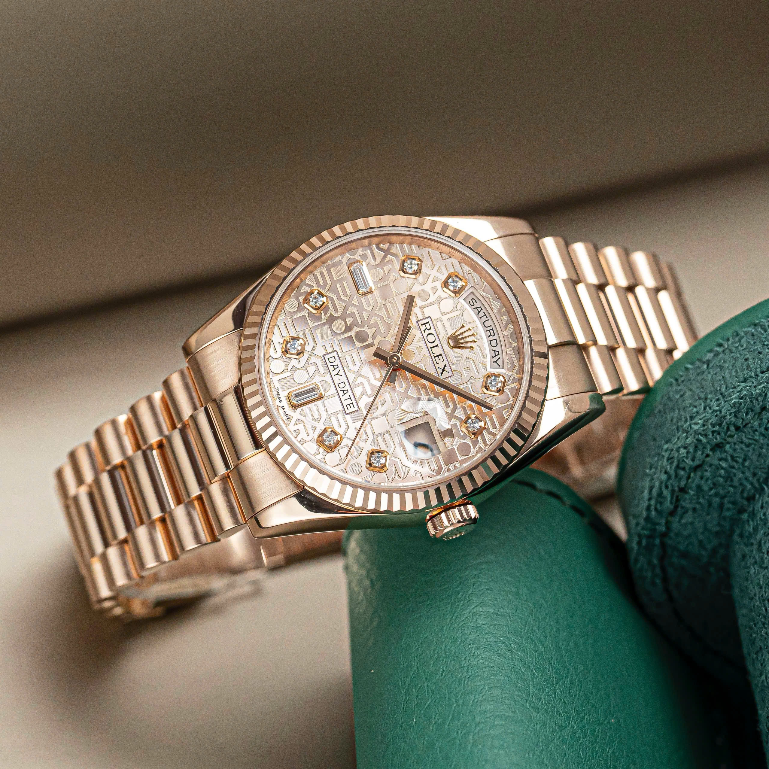 Rolex Oyster Perpetual Day-Date 36mm Ref 118235 Vi tính hồng