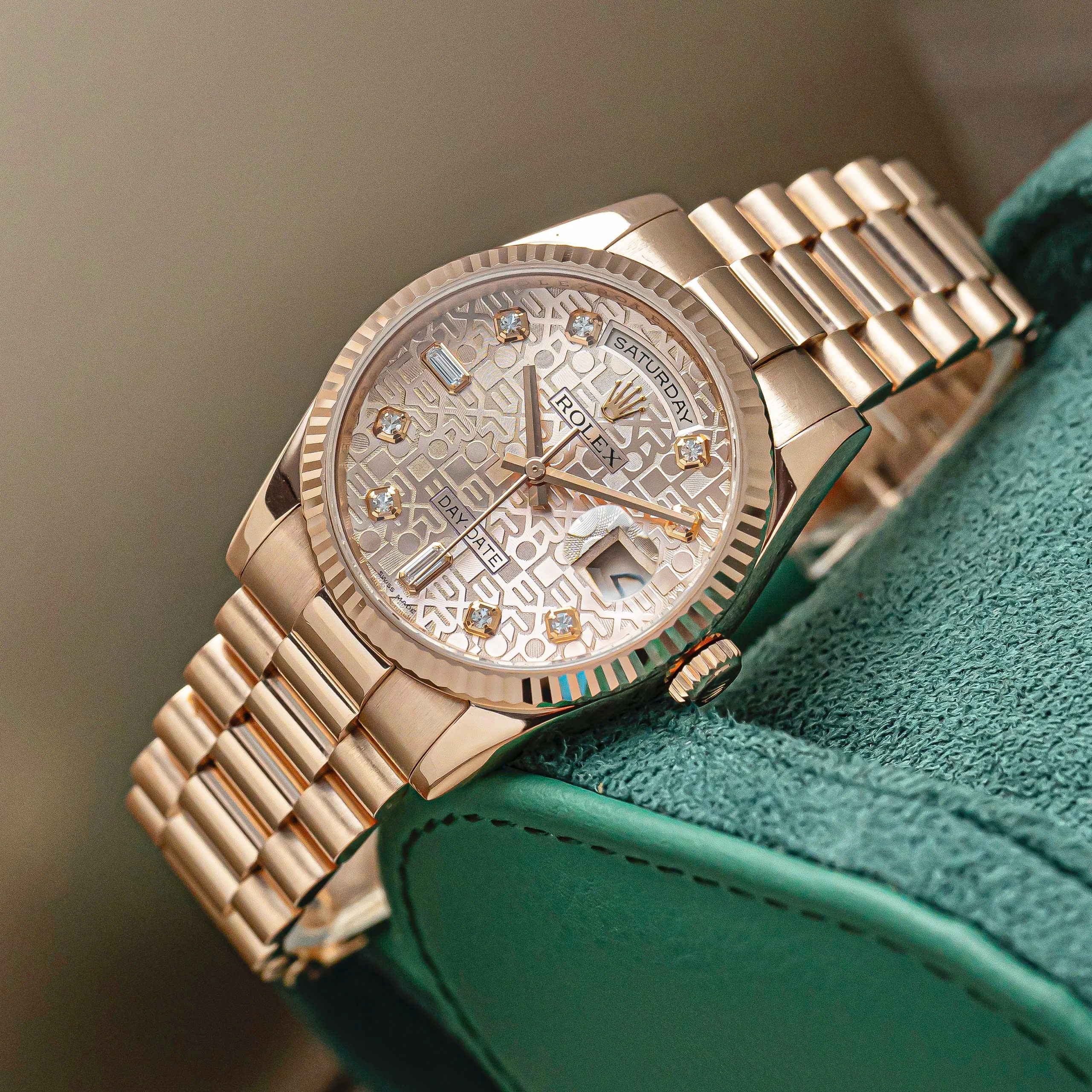 Rolex Oyster Perpetual Day-Date 36mm Ref 118235 Vi tính hồng