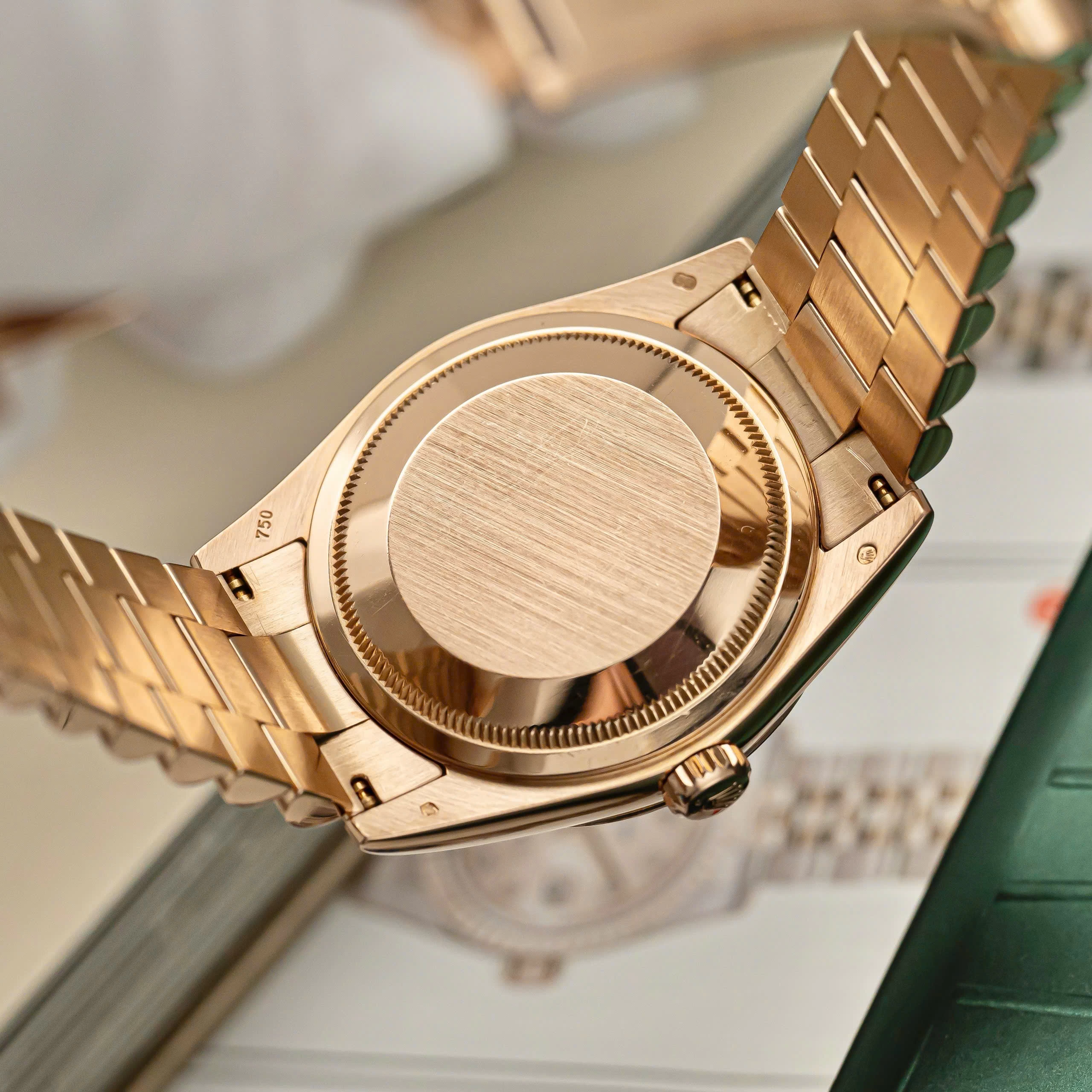 Rolex Oyster Perpetual Day-Date 36mm Ref 118235 Vi tính hồng