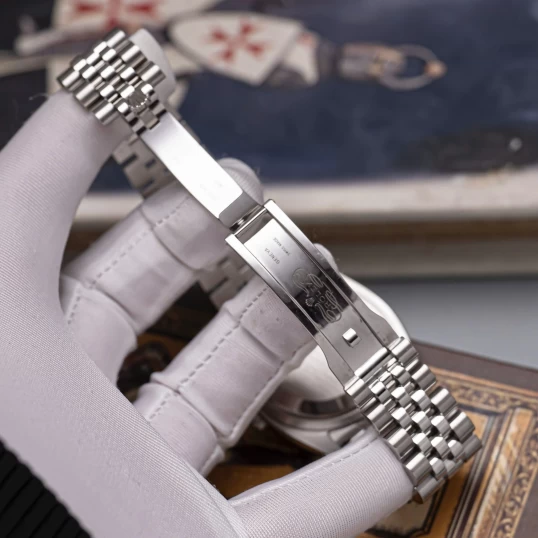 Rolex Datejust 36mm Ref. 116234 – White MOP Diamond Dial – Diamond Bezel