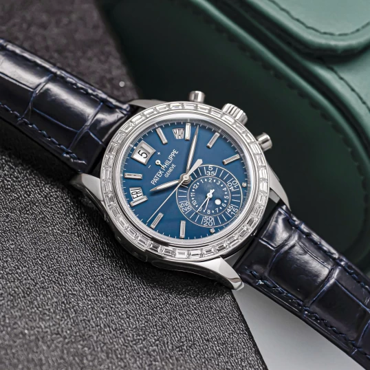 Patek Philippe Complications Chronograph Annual Calendar 40.5mm – Ref. 5961P-001 – Blue Opaline Dial