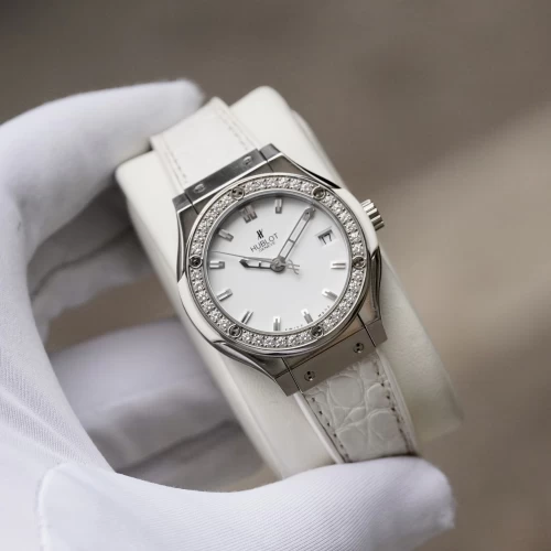 Đồng Hồ Hublot Classic Fusion White Titanium Diamonds 33 mm Fullbox